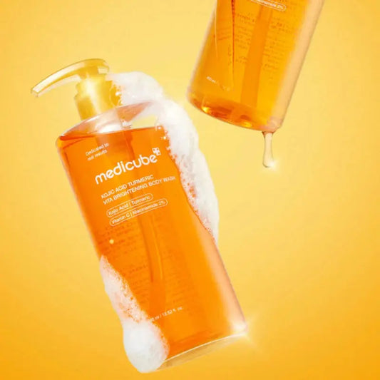 Medicube KOJIC ACID TURMERIC VITA BRIGHTENING BODY WASH - 400ML at Casa de Ella Mexico