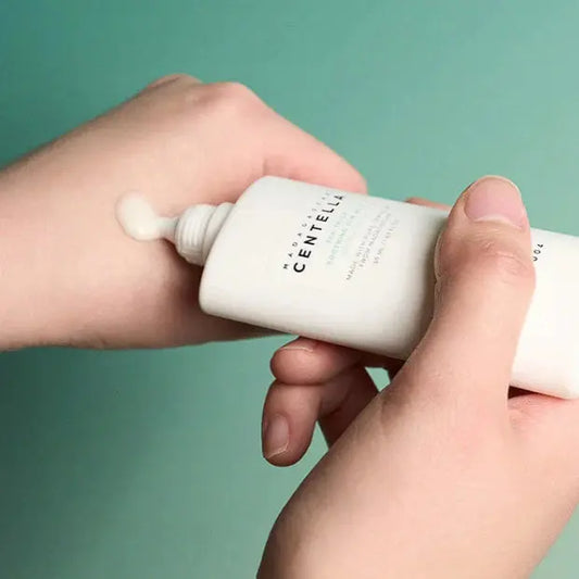 Skin1004 Madagascar Centella Tea-Trica Soothing Sun Milk @ Casa de Ella Mexico