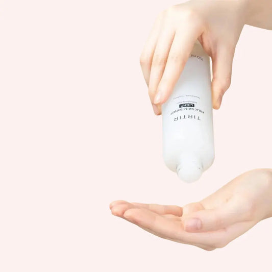 TIRTIR-MILK-SKIN-TONER-LIGHT-2