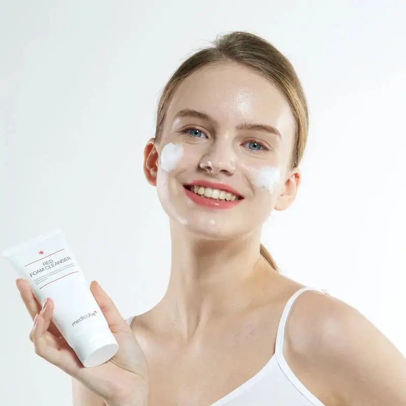 MEDICUBE RED FOAM CLEANSER AT CASA DE ELLA MEXICO