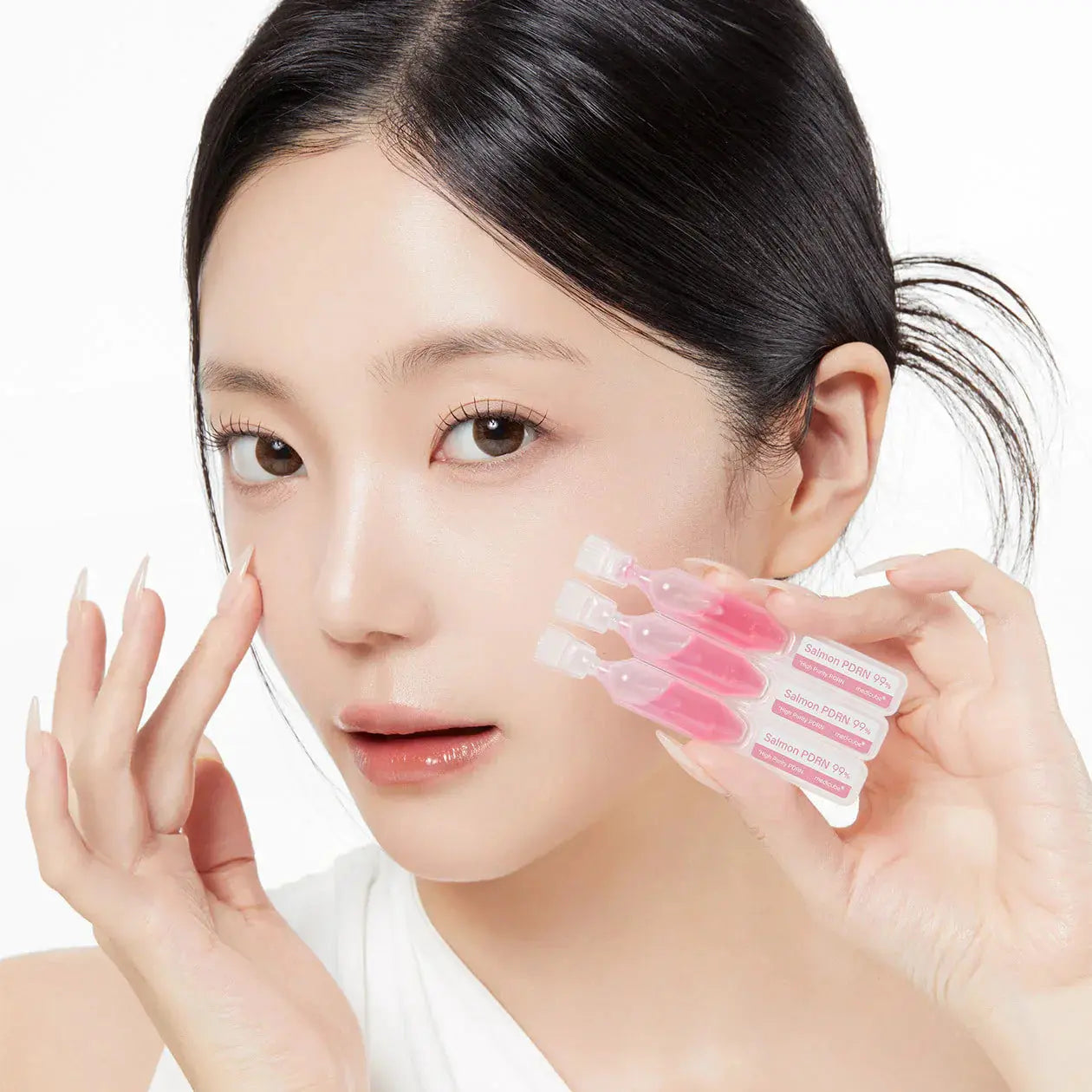 Medicube PDRN Pink One A Day Serum @ Casa de Ella Mexico