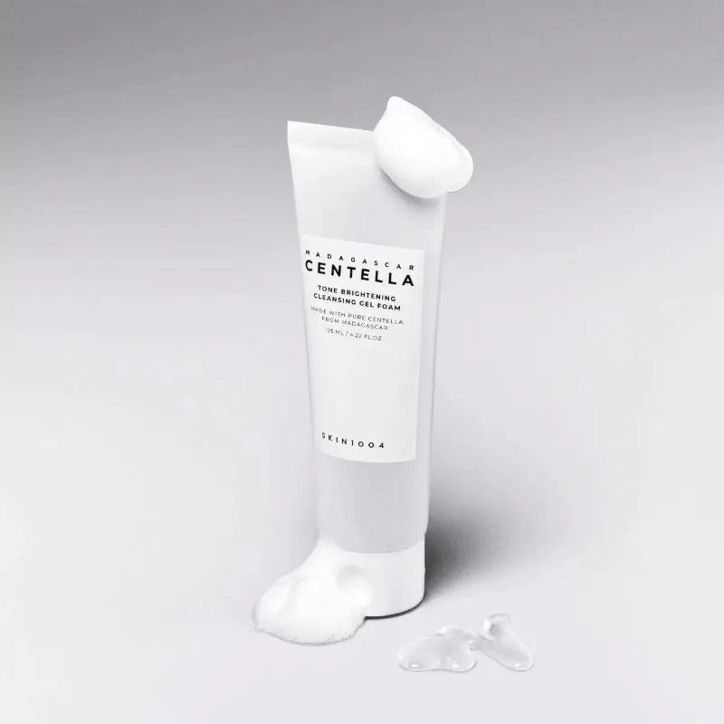 SKIN1004 Tone Brightening Cleansing Gel Foam at Casa de Ella Mexico